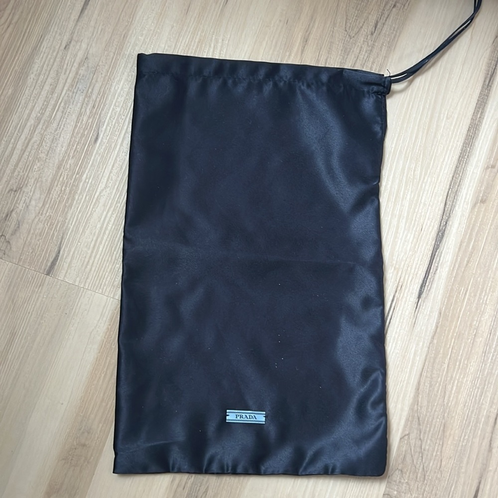 Prada patent leather thong sandals -AUTHENTIC - Picture 4 of 10